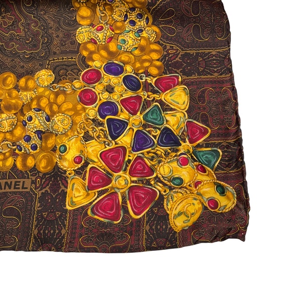 CHANEL BROWN / BURGUNDY / GOLD MULTI JEWEL PRINT SQUARE SILK TWILL SCARF - Picture 7 of 7